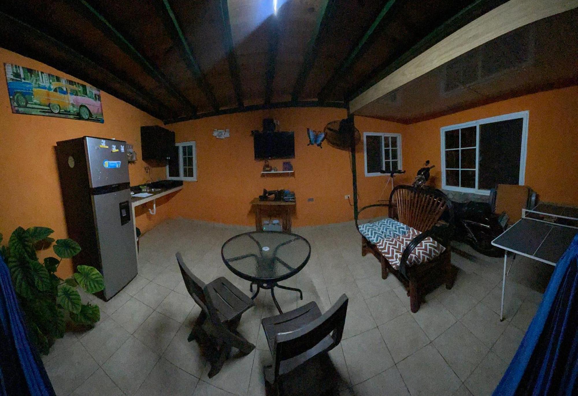 Hostal La India El Valle de Anton Exterior photo